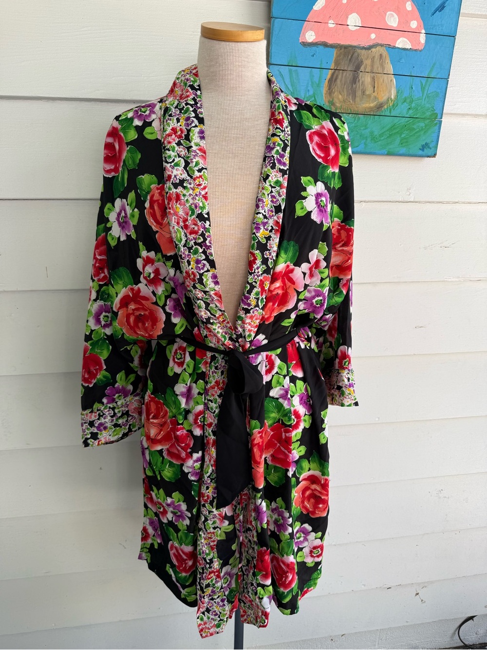 Victoria's Secret Black Satin Floral Robe 90’s gold label one size vtg whimsy